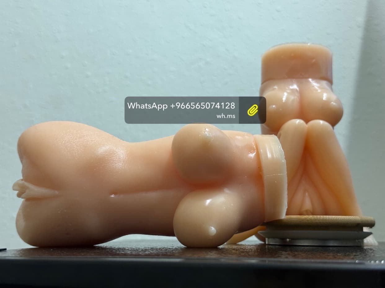 مهبل بشكل دميه سليكونه مره ناعم